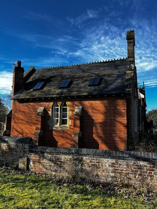 The Old School House Retreat Apartment Tibberton  ภายนอก รูปภาพ